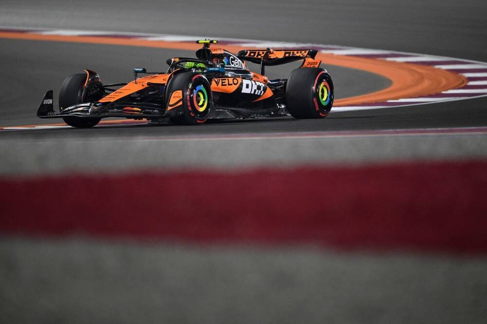 Piastri starts from pole at Qatar GP