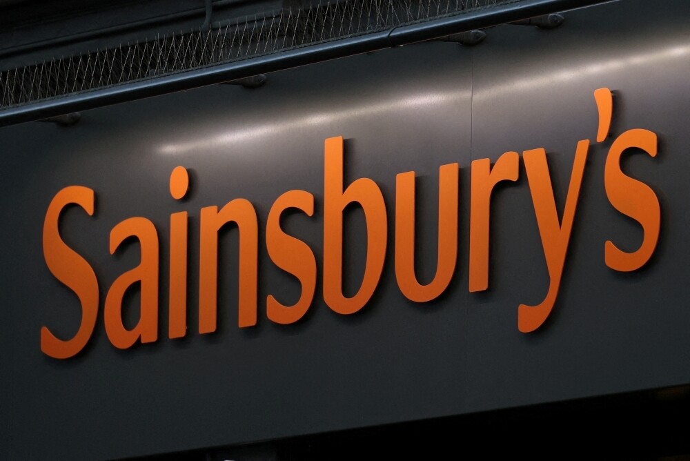 Qatar Fund Plans to Sell Stake in Sainsbury's