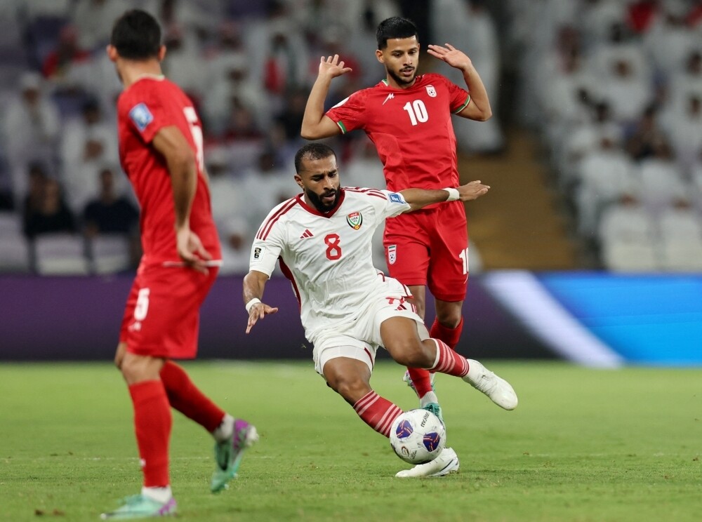 Объявление о футбольном матче Иран против Катара