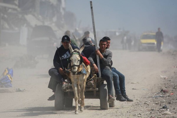 Hamas Begins New Negotiations to Stop the Fire