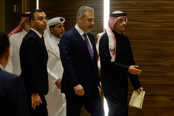 Qatar's PM Calls for Action on Israel